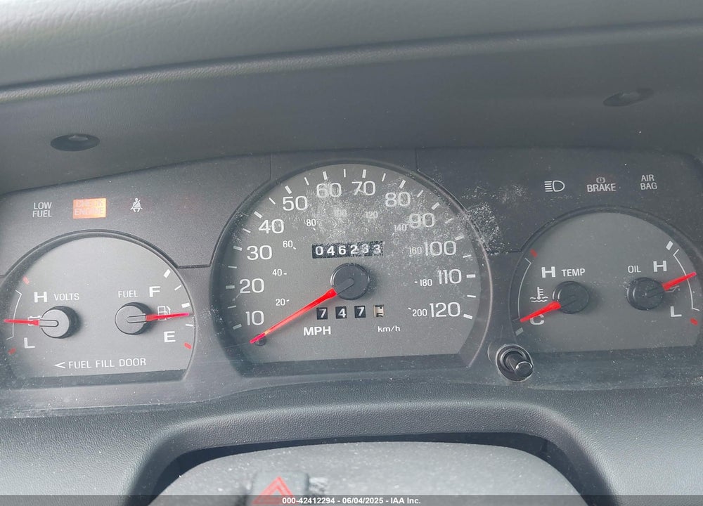 2003 FORD CROWN VICTORIA LX VIN: 2FAFP74W93X161486