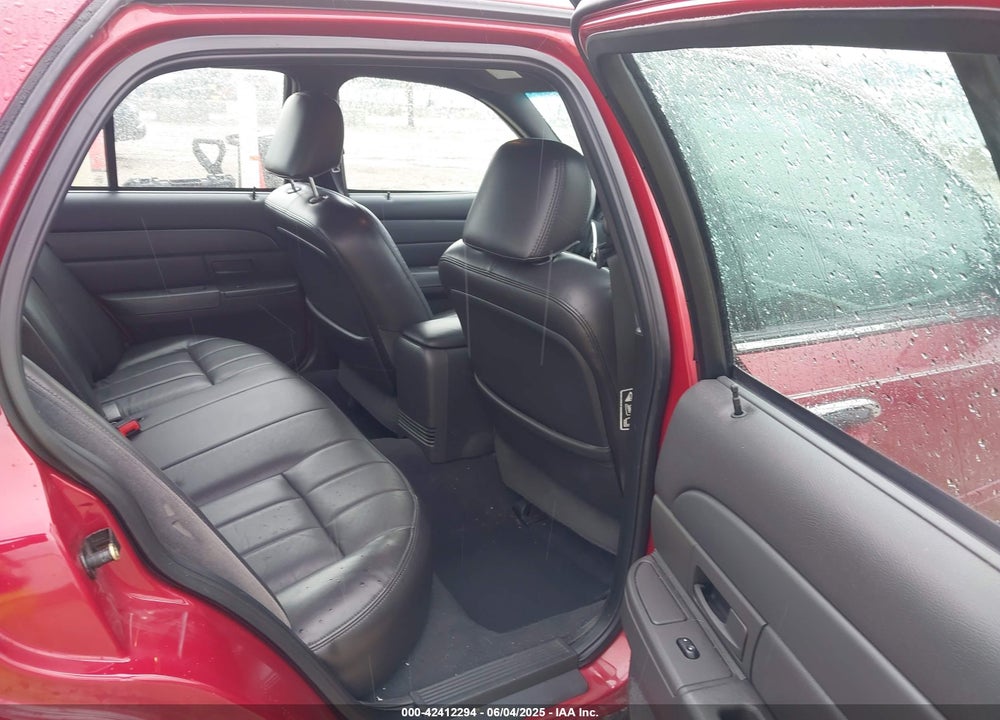 2003 FORD CROWN VICTORIA LX VIN: 2FAFP74W93X161486