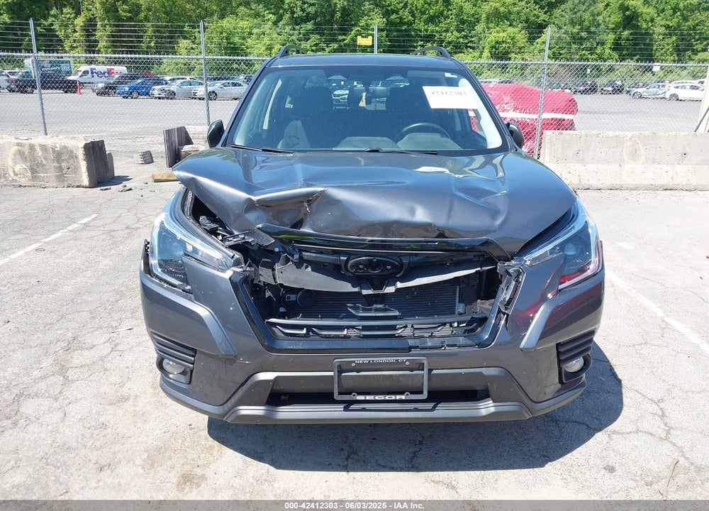 2022 SUBARU FORESTER VIN: JF2SKAEC2NH436970