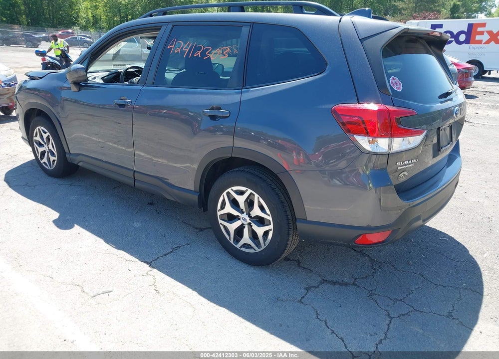 2022 SUBARU FORESTER VIN: JF2SKAEC2NH436970
