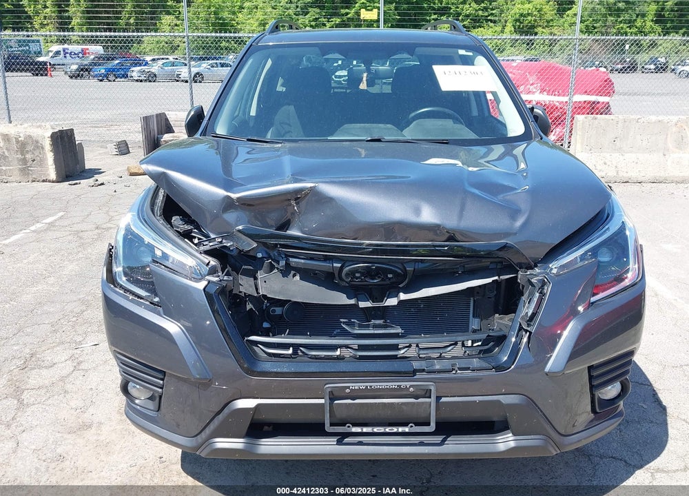 2022 SUBARU FORESTER VIN: JF2SKAEC2NH436970