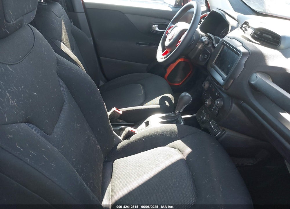 2018 JEEP RENEGADE UPLAND EDITION 4X4 VIN: ZACCJBABXJPH73091