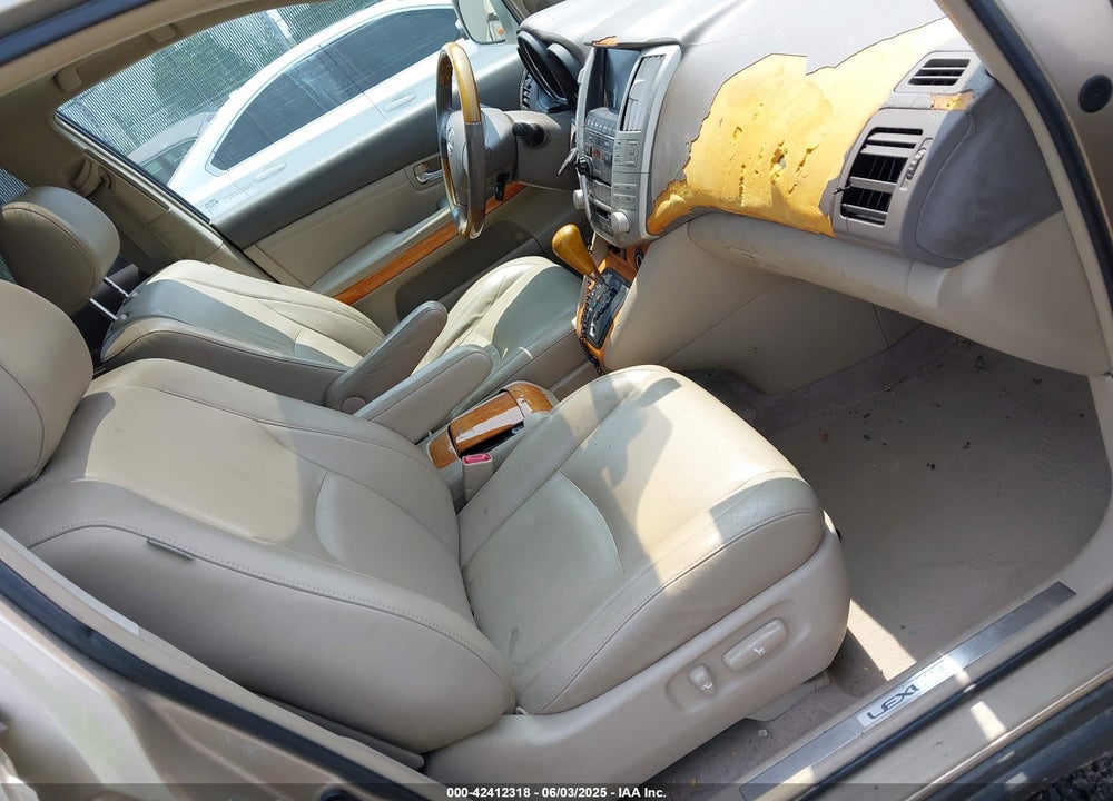 2004 LEXUS RX 330 VIN: 2T2HA31U24C018168