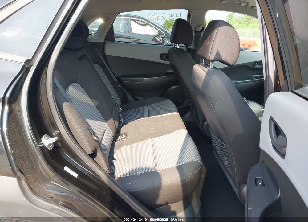 2018 HYUNDAI KONA SEL VIN: KM8K2CAA2JU083173