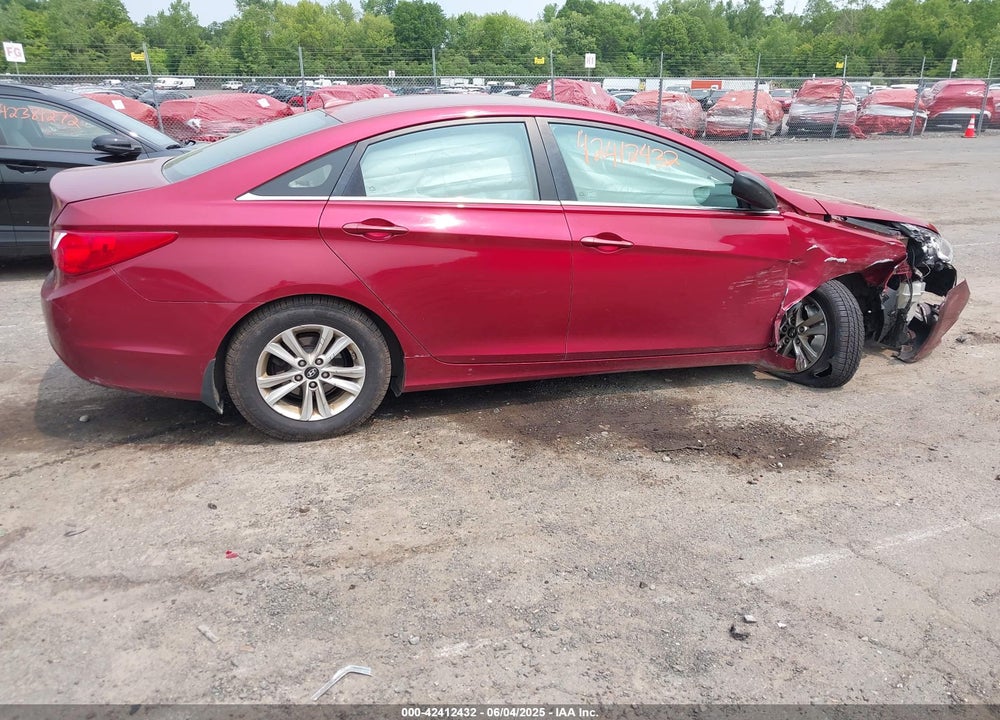 2011 HYUNDAI SONATA VIN: 5NPEB4AC5BH131589