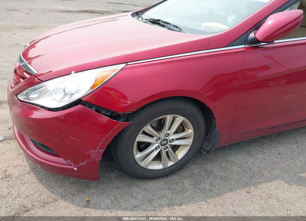 2011 HYUNDAI SONATA VIN: 5NPEB4AC5BH131589