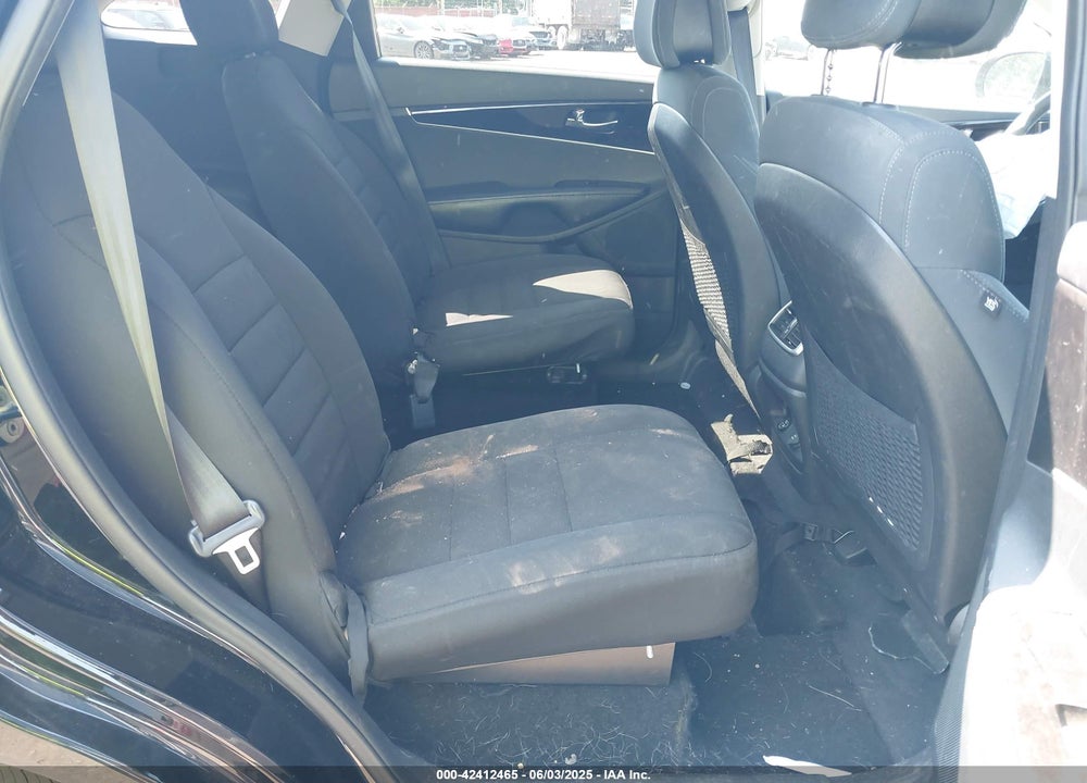 2017 KIA SORENTO VIN: 5XYPG4A53HG190071