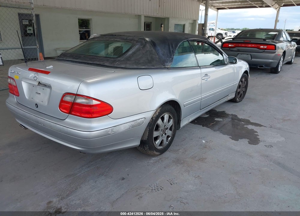 2001 MERCEDES-BENZ CLK 320 VIN: WDBLK65G51T083813