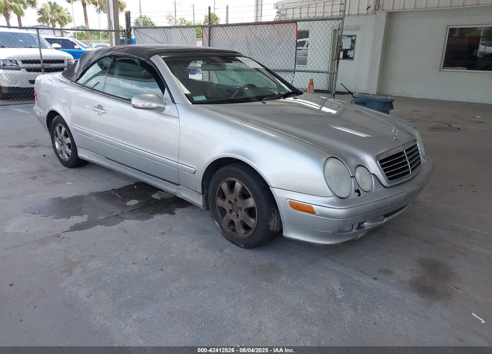 2001 MERCEDES-BENZ CLK 320 VIN: WDBLK65G51T083813