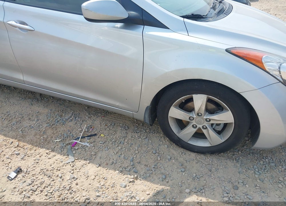 2013 HYUNDAI ELANTRA VIN: 5NPDH4AE1DH368529