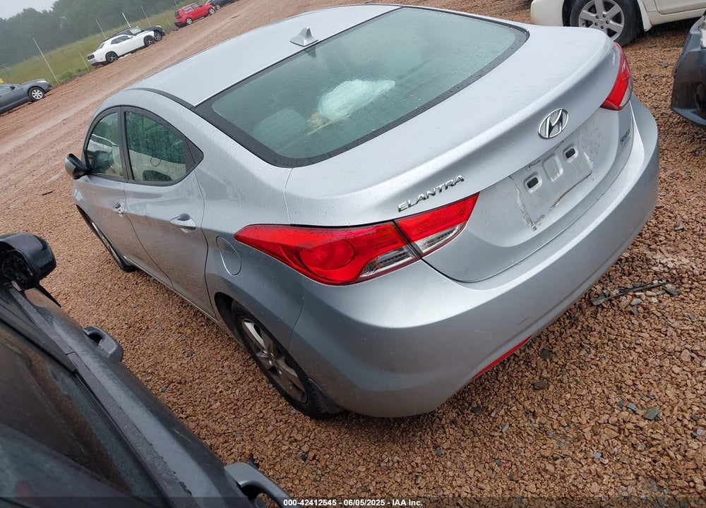 2013 HYUNDAI ELANTRA VIN: 5NPDH4AE1DH368529