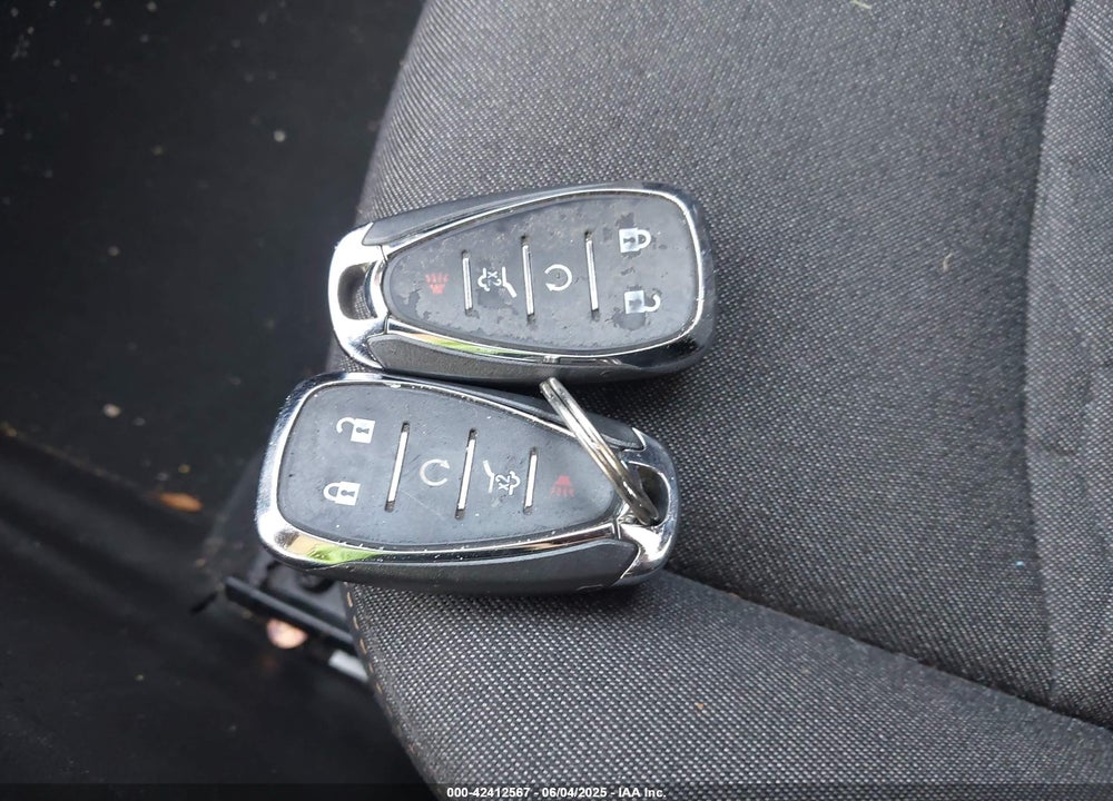 2018 CHEVROLET EQUINOX LT VIN: 3GNAXSEV7JL122107
