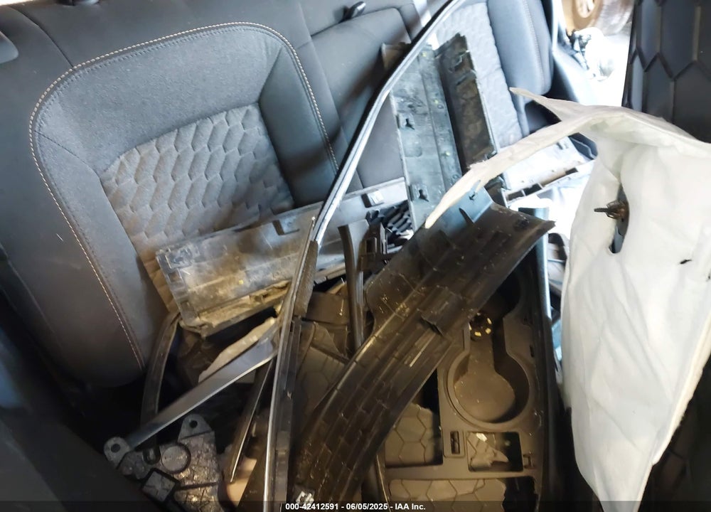 2018 CHEVROLET EQUINOX VIN: 2GNAXSEV1J6346395