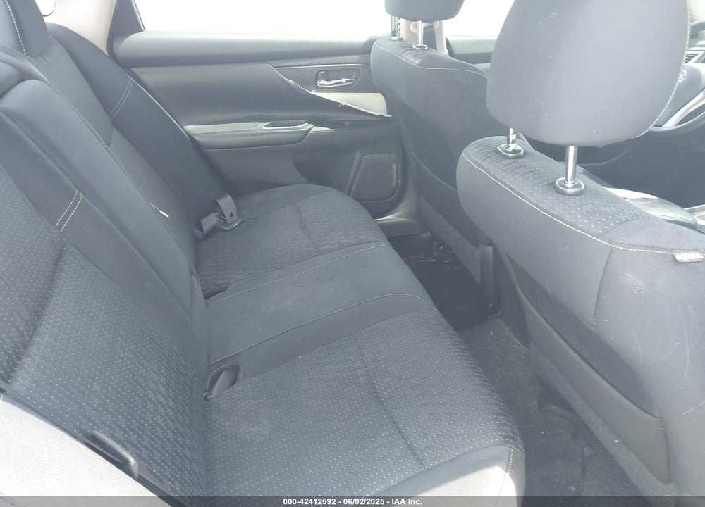 2016 NISSAN ALTIMA VIN: 1N4AL3AP5GC209578