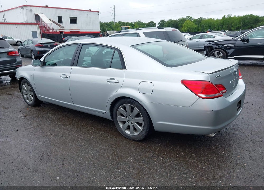 2005 TOYOTA AVALON TOURING VIN: 4T1BK36B25U033316