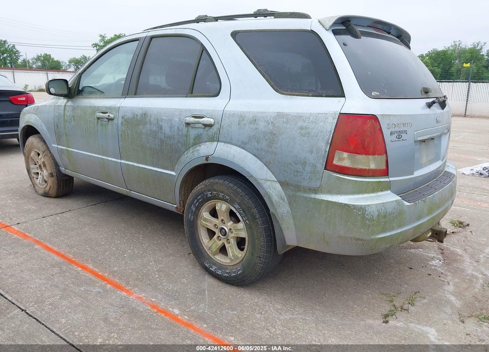 2005 KIA SORENTO VIN: KNDJC733455398687