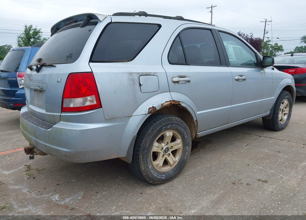 2005 KIA SORENTO VIN: KNDJC733455398687