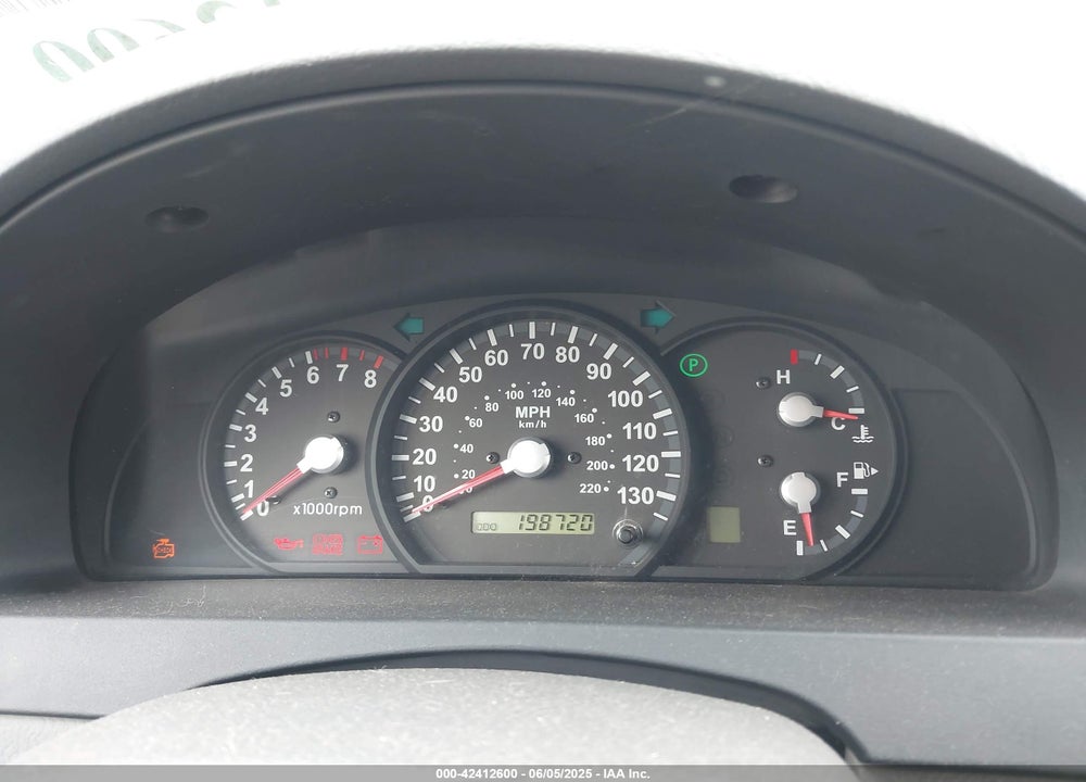 2005 KIA SORENTO VIN: KNDJC733455398687