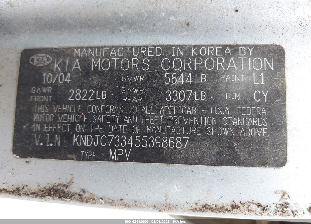 2005 KIA SORENTO VIN: KNDJC733455398687
