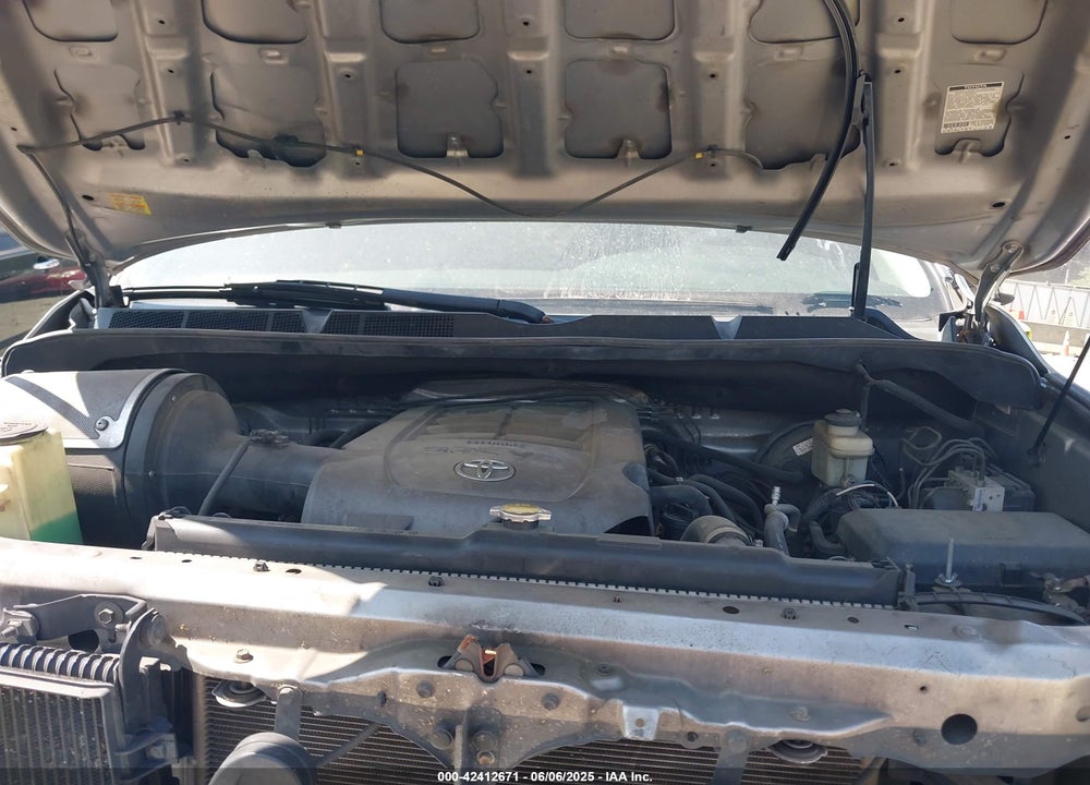 2008 TOYOTA TUNDRA LIMITED 5.7L V8 VIN: 5TFEV581X8X046892