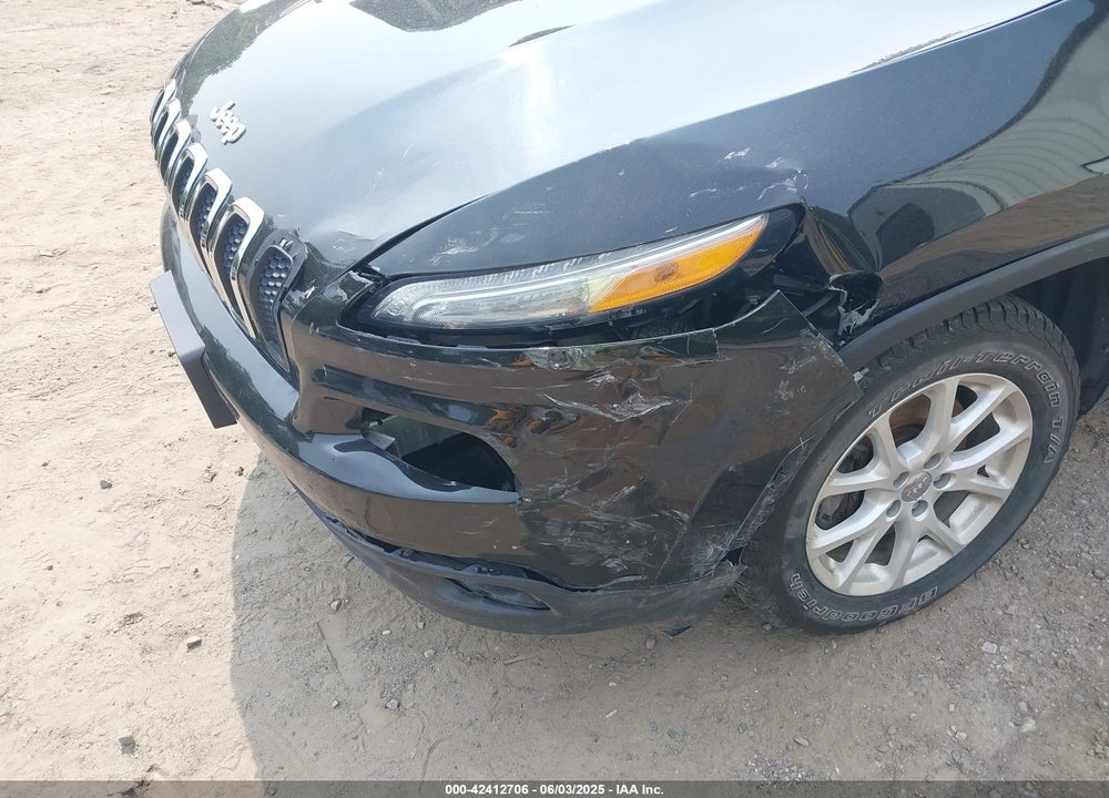 2014 JEEP CHEROKEE VIN: 1C4PJMCB6EW281936