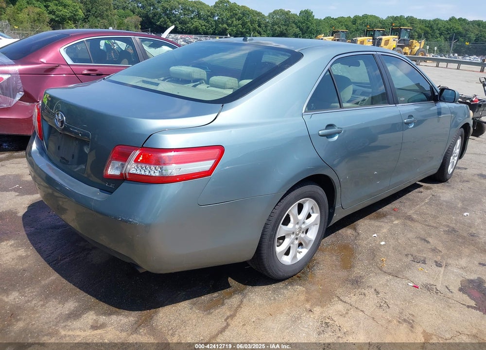 2011 TOYOTA CAMRY LE VIN: 4T1BF3EK8BU628270