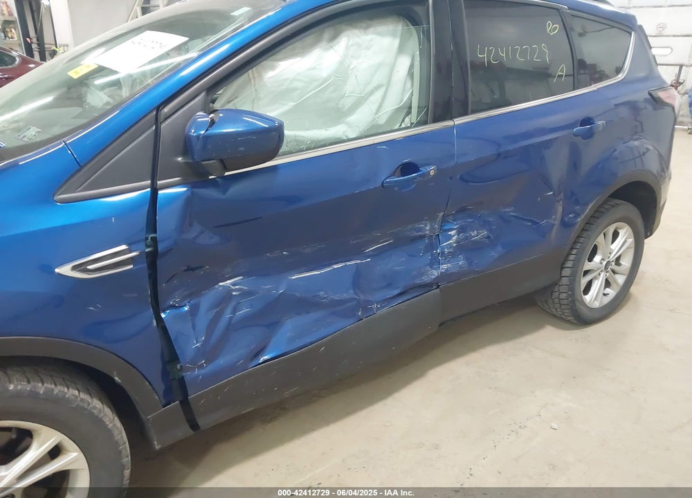 2018 FORD ESCAPE VIN: 1FMCU9GD2JUA51181