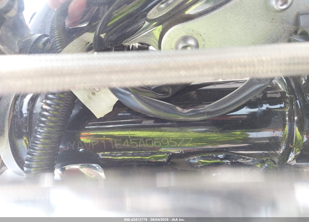 2005 YAMAHA XVS1100 A VIN: JYAVP11E45A069577