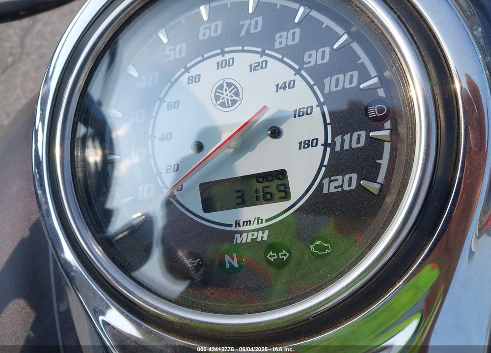 2005 YAMAHA XVS1100 A VIN: JYAVP11E45A069577