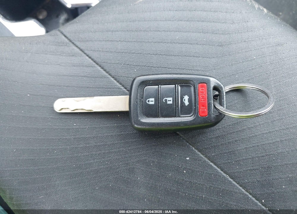 2014 HONDA ACCORD VIN: 1HGCR2F32EA179922