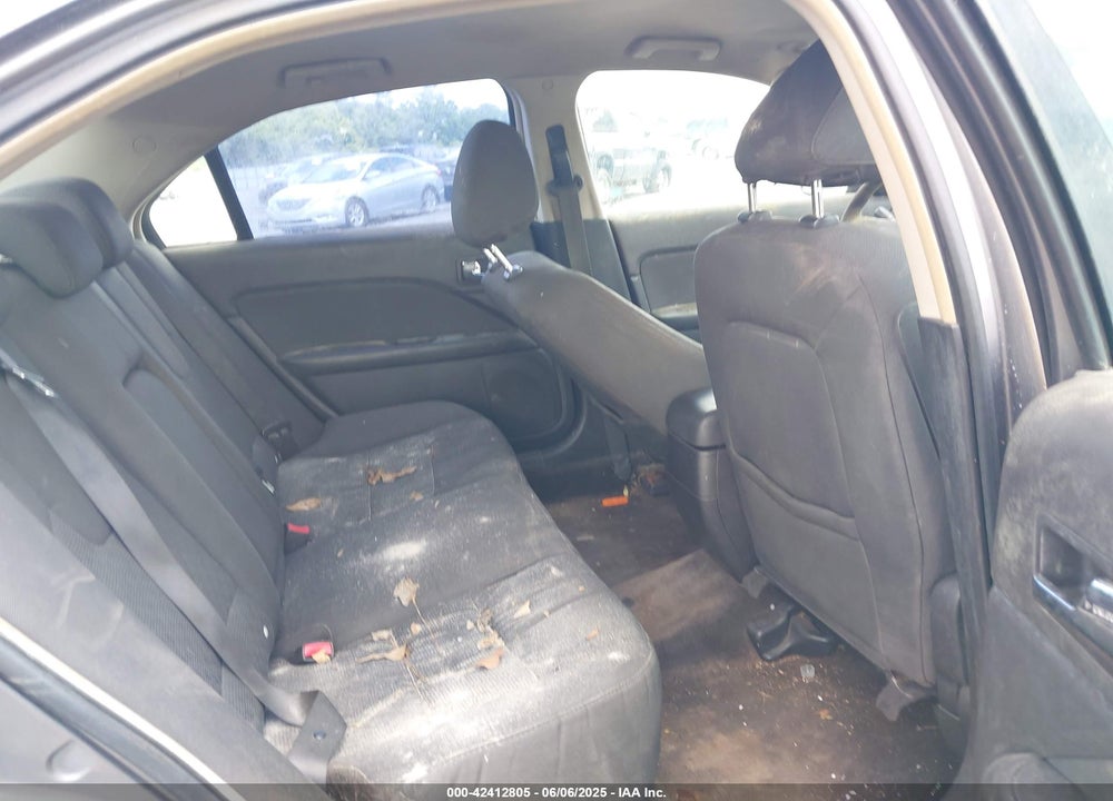 2010 FORD FUSION SE VIN: 3FAHP0HA0AR390424