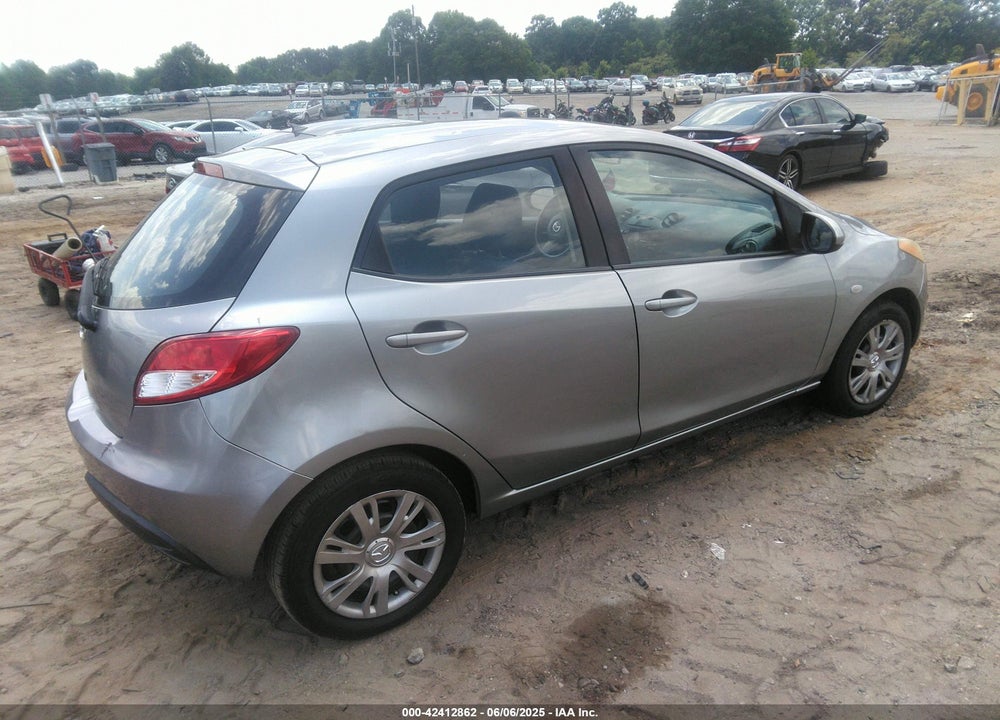 2014 MAZDA 2 SPORT VIN: JM1DE1KYXE0182051
