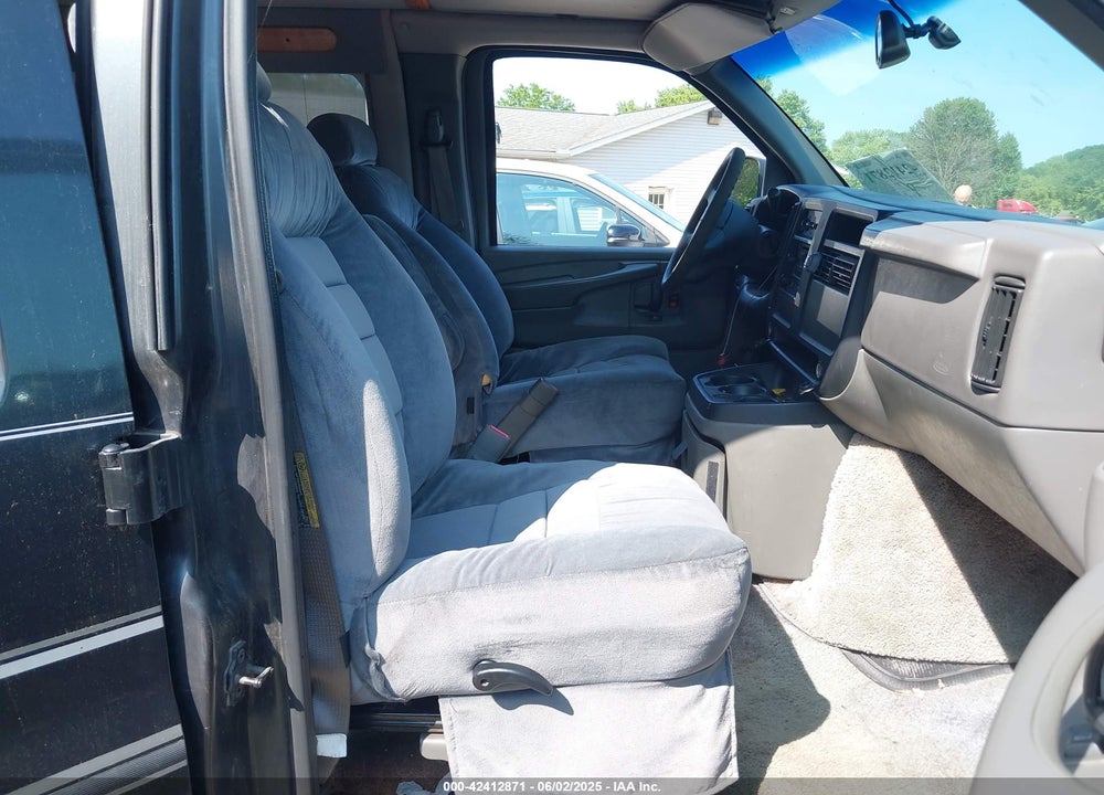 2003 CHEVROLET EXPRESS UPFITTER VIN: 1GBFG15X731183644