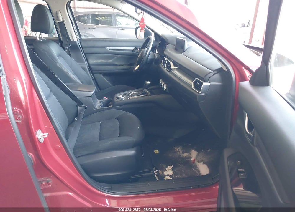 2019 MAZDA CX-5 SPORT VIN: JM3KFABM1K0525592