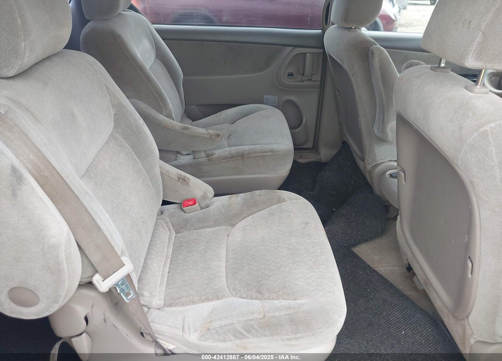 2005 TOYOTA SIENNA VIN: 5TDZA23C05S348309