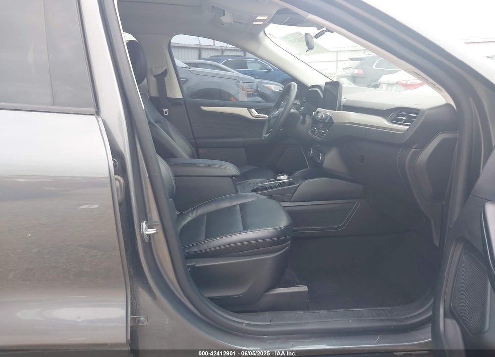 2022 FORD ESCAPE VIN: 1FMCU0H62NUB90860
