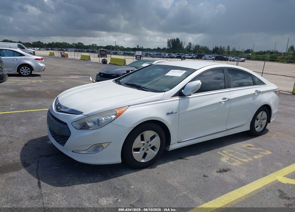 2012 HYUNDAI SONATA HYBRID VIN: KMHEC4A45CA032376