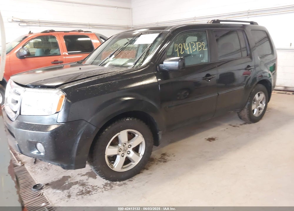 2009 HONDA PILOT EX VIN: 5FNYF484X9B047857