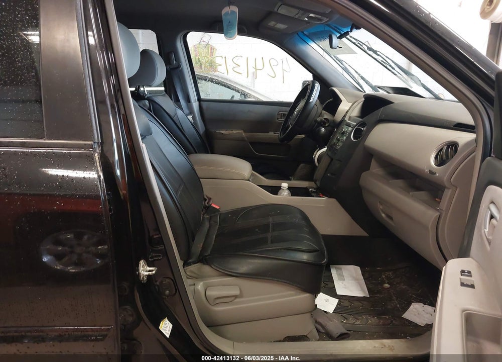 2009 HONDA PILOT EX VIN: 5FNYF484X9B047857