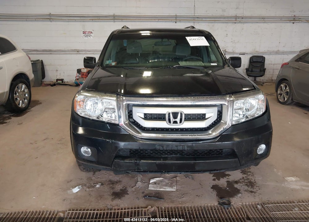 2009 HONDA PILOT EX VIN: 5FNYF484X9B047857