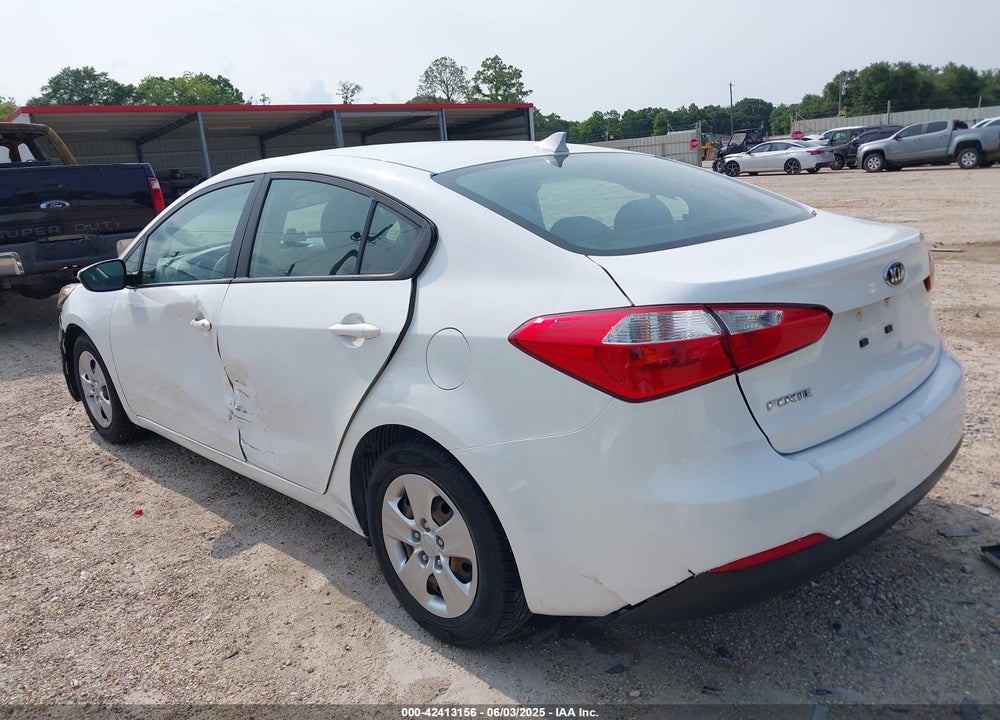 2016 KIA FORTE VIN: KNAFX4A60G5588220