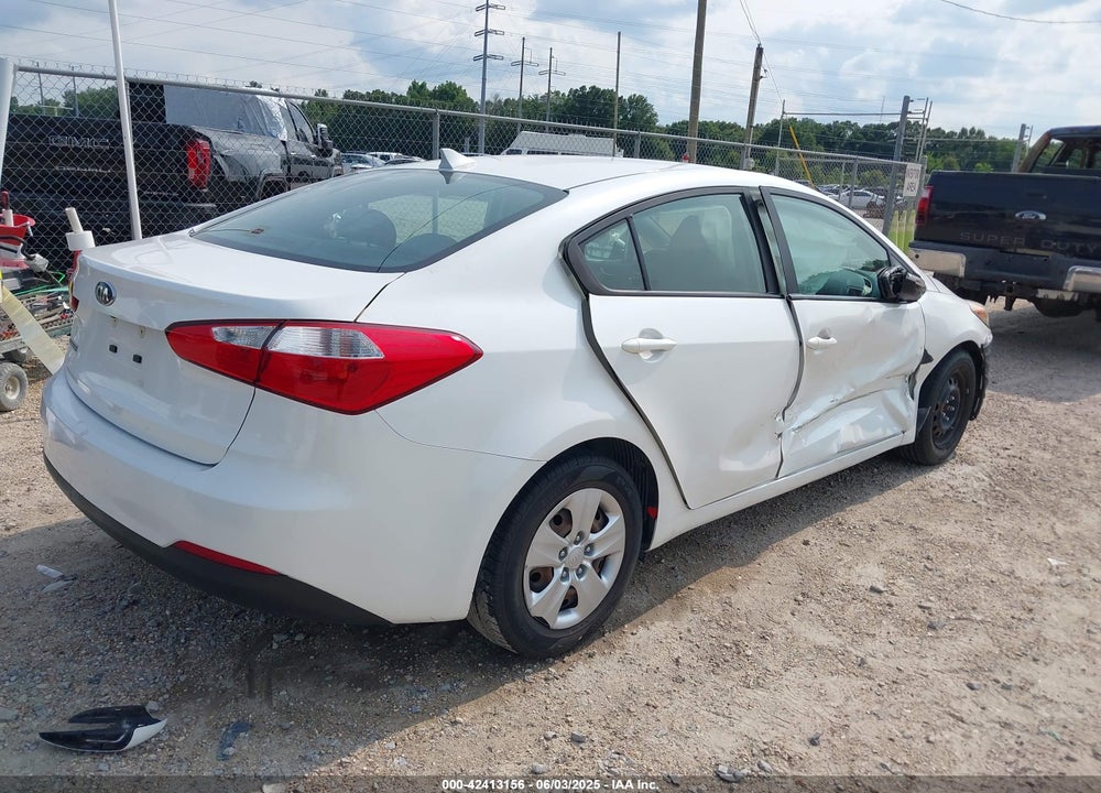 2016 KIA FORTE VIN: KNAFX4A60G5588220