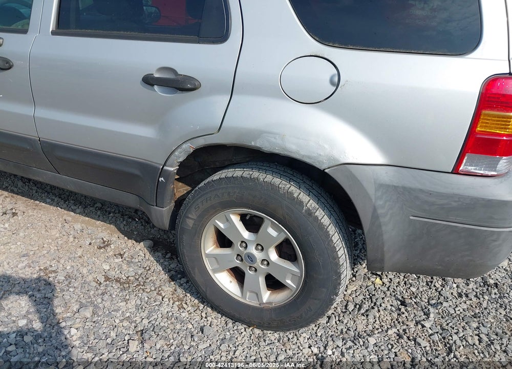 2005 FORD ESCAPE XLT VIN: 1FMCU93125KA25998