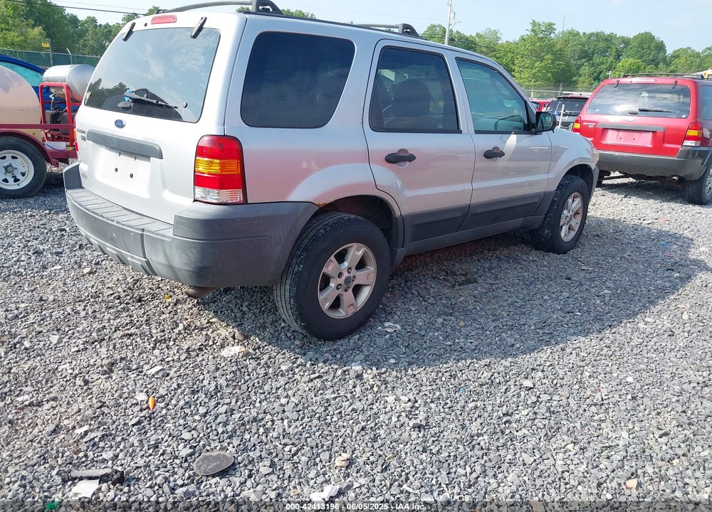 2005 FORD ESCAPE XLT VIN: 1FMCU93125KA25998