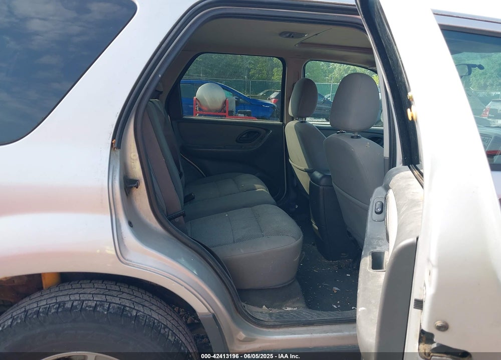 2005 FORD ESCAPE XLT VIN: 1FMCU93125KA25998