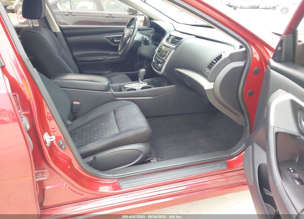 2017 NISSAN ALTIMA 2.5 SV VIN: 1N4AL3AP4HC128881