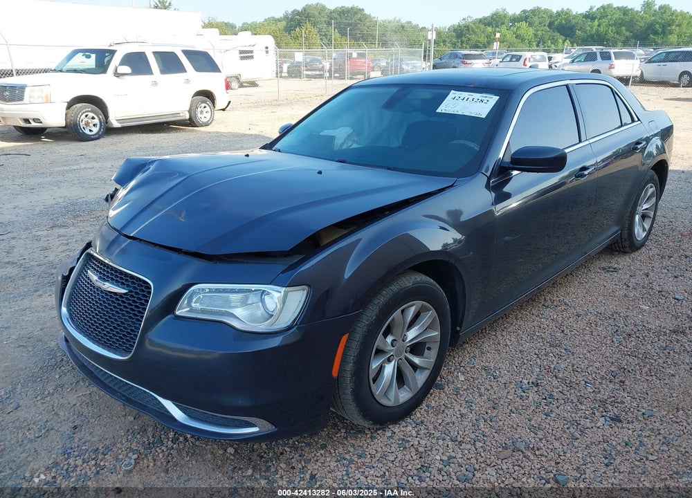 2015 CHRYSLER 300 LIMITED VIN: 2C3CCAAG8FH929898