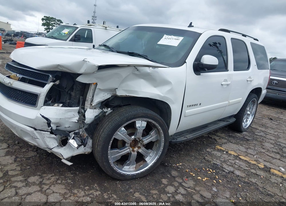 2007 CHEVROLET TAHOE LT VIN: 1GNFC13J47R296021