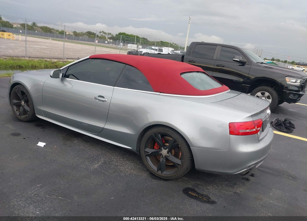 2010 AUDI A5 2.0T PREMIUM VIN: WAUUFAFH9AN012913