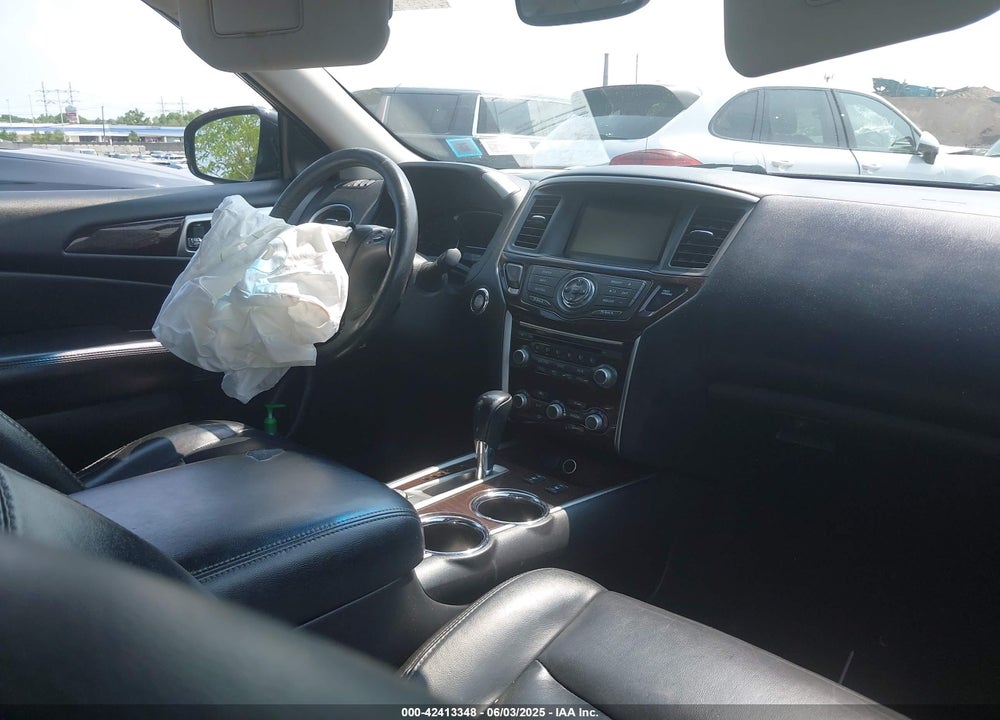 2014 NISSAN PATHFINDER SL VIN: 5N1AR2MM0EC683354